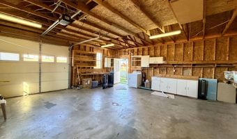 553 Mc Guire Ave, Beattyville, KY 41311
