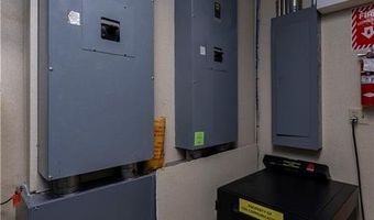 360 Kingstown Rd, Narragansett, RI 02882