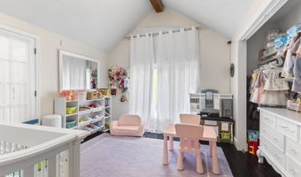 1126 Timber Climb Dr, Avon, IN 46123