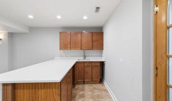 24674 PEACH ORCHARD Ln, Aldie, VA 20105