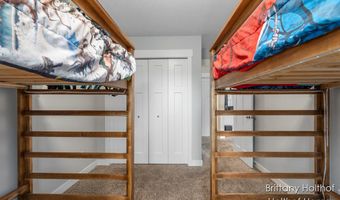 5885 Farmview Dr, Allendale, MI 49401