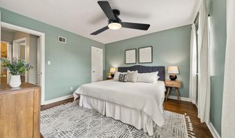 8 E MASONIC VIEW Ave, Alexandria, VA 22301