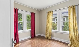 504 ABERNETHY Rd, Oregon City, OR 97045
