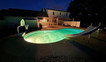 323 Baldwin Dr, Bristol, CT 06010