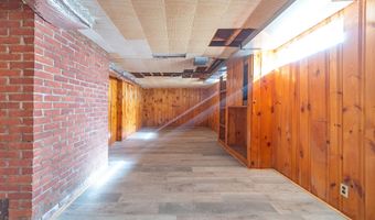 24 Homecrest Dr, Berlin, CT 06037