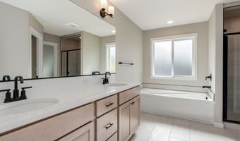 661 NW 29th St, Battle Ground, WA 98604