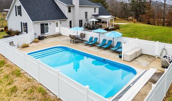 8 Country Oaks Dr, Barboursville, WV 25504