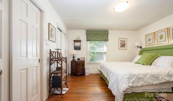 3125 Loma Ln, Charlotte, NC 28205