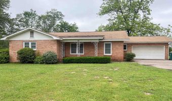 912 S Runnels, De Kalb, TX 75559