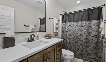 4016 Elizabeth Ct, Benton, AR 72019