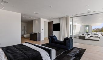 14 Magic Stone Ln, Las Vegas, NV 89135