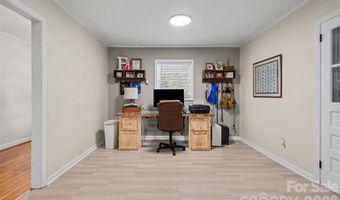 1203 Flintshire Dr, Albemarle, NC 28001