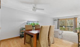 7 Wake Robin Rd 1604, Lincoln, RI 02865