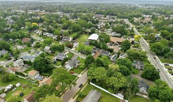 99 Oldfield Ave, Amityville, NY 11701