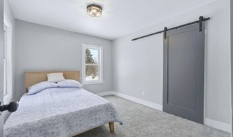 717 S York St, Albion, IN 46701