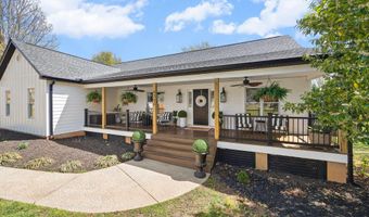 6396 Crosswinds Dr, Clover, SC 29710