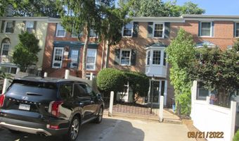4518 SQUIREDALE Sq, Alexandria, VA 22309