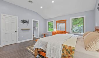 141 Stone Rd, Burlington, CT 06013