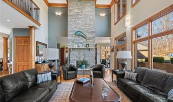 1653 Chapel Ridge Ln, Adams Twp., PA 16046