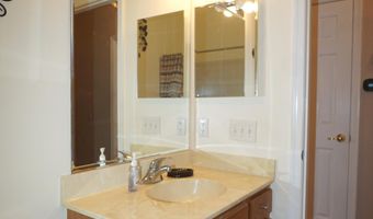 20 Turtle Crk 20, Barnegat, NJ 08005