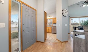 3326 Shasta Ave, Anoka, MN 55303