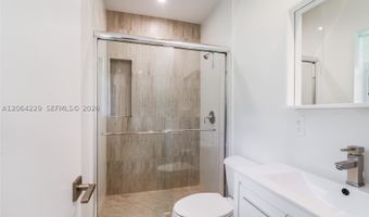 52 Camden Dr, Bal Harbour, FL 33154