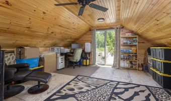 2 Firefly Dr, Baldwin, ME 04091