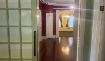 124 Hamilton St, Albany, NY 12207