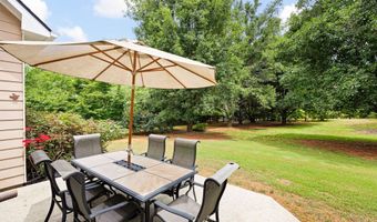 9390 Old Preserve Trl, Ball Ground, GA 30107
