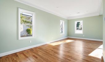 3 Williams Ave, Amityville, NY 11701