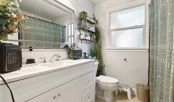 313 ALPACA Dr, Arabi, LA 70032