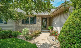 N9539 CHADBURY Lane, Appleton, WI 54915