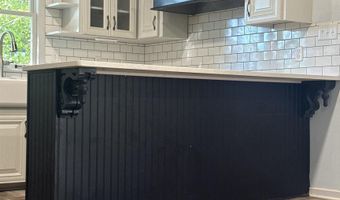 1504 RAINBOW Cir, Anniston, AL 36207