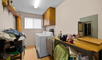 795 Oak Knoll Dr, Ashland, OR 97520
