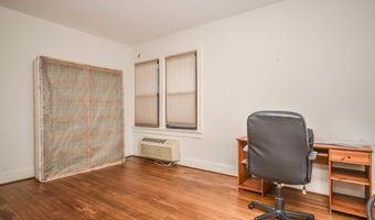 637 3RD St NE 101, Washington, DC 20002