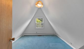 37 Bilodeau Ct, Burlington, VT 05401