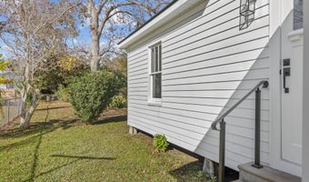 513 N East St, Abbeville, LA 70510