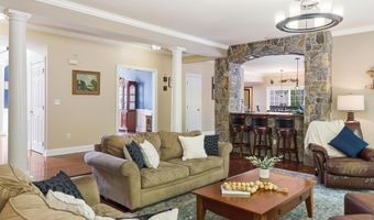 25 Ellison Dr, Bedford, NH 03110
