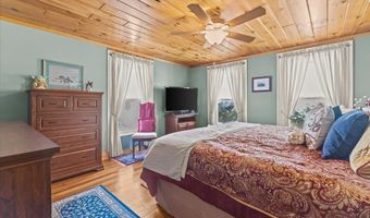 776 Arnold District Rd, Brandon, VT 05733