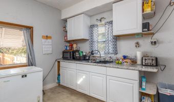 617 W FRANKLIN St, Appleton, WI 54911