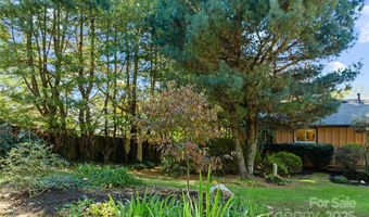 9 Glen Meadows Rd, Arden, NC 28704