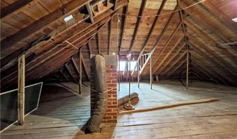 213 W 2nd St, Alma, MO 64001