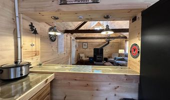 201 Pudvah Hill Rd, Bakersfield, VT 05450