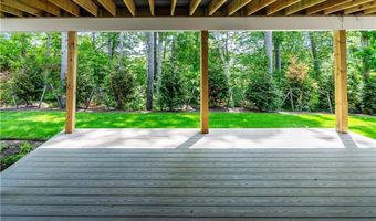13 Hampton Rd 21, Coventry, RI 02816