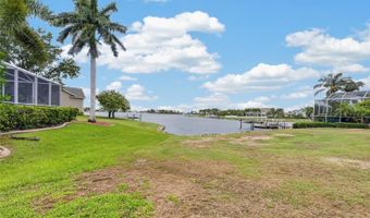 435 MANNS HARBOR Dr, Apollo Beach, FL 33572