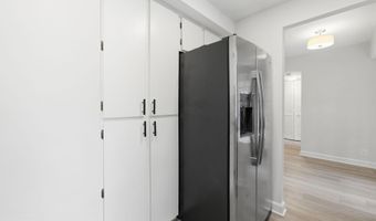 2994 S COLUMBUS St S B1, Arlington, VA 22206