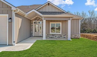 318 Rockers Dr, Baldwin City, KS 66006