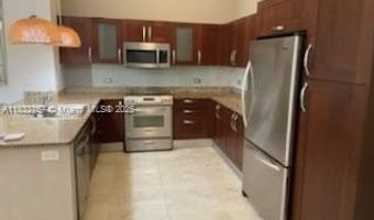 20000 E Country Club Dr 104, Aventura, FL 33180