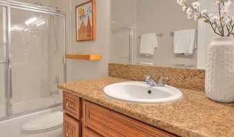 32 N Almansor Street D, Alhambra, CA 91801
