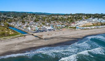 208 Valencia Ave, Aptos, CA 95003